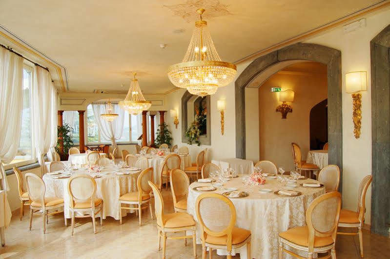 Grand Hotel Helio Cabala Marino Eksteriør bilde